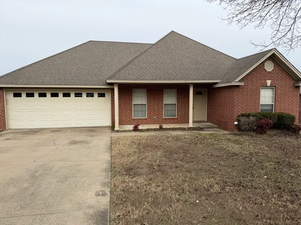 26 Rebecca Ln, Searcy, AR 72143