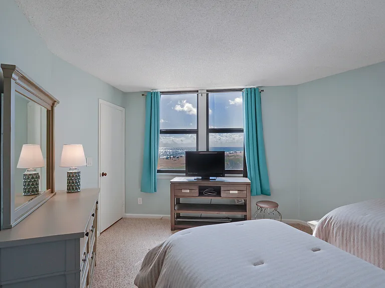 2800 N Ocean Dr #A — Photo 23