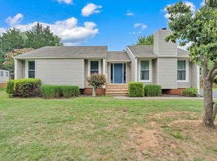 1030 Barrens Village Ln, Roanoke, VA 24019