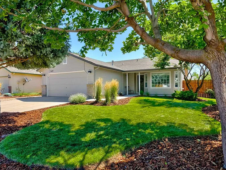 5644 S Daffodil Pl — Photo 2