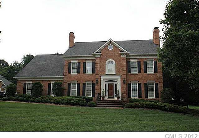 1st image of 3934 Moorland Dr