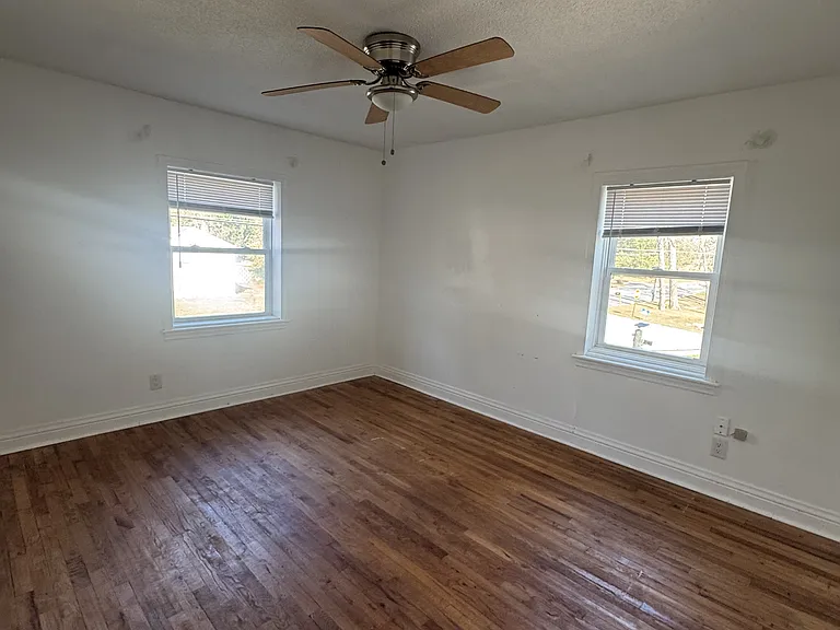 324 N Main St #4 — Photo 10
