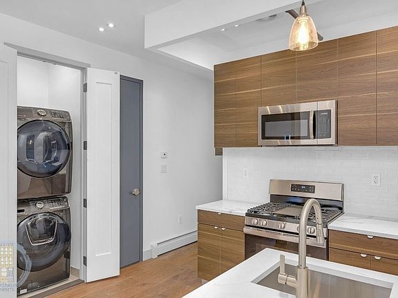 2nd image of 1163 Dean St #4B