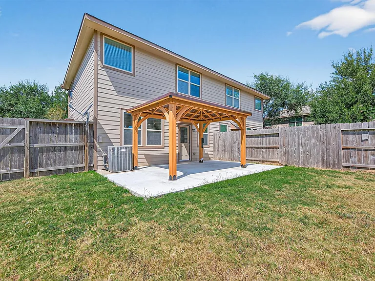 6438 Haywards Crossing South Cir — Photo 41