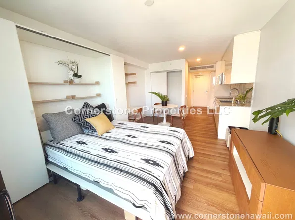 987 Queen St, Honolulu, HI