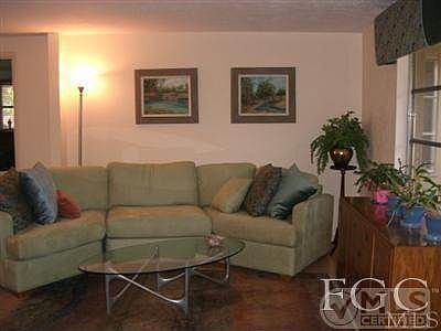 4th image of 1027 Averly St