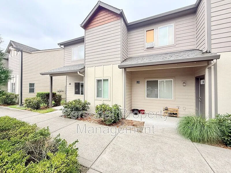 2 bed, 2.0 bath, 1170 sqft, $1,595 — Photo 3