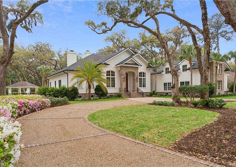 1st image of 101 Hawkins Island Cir