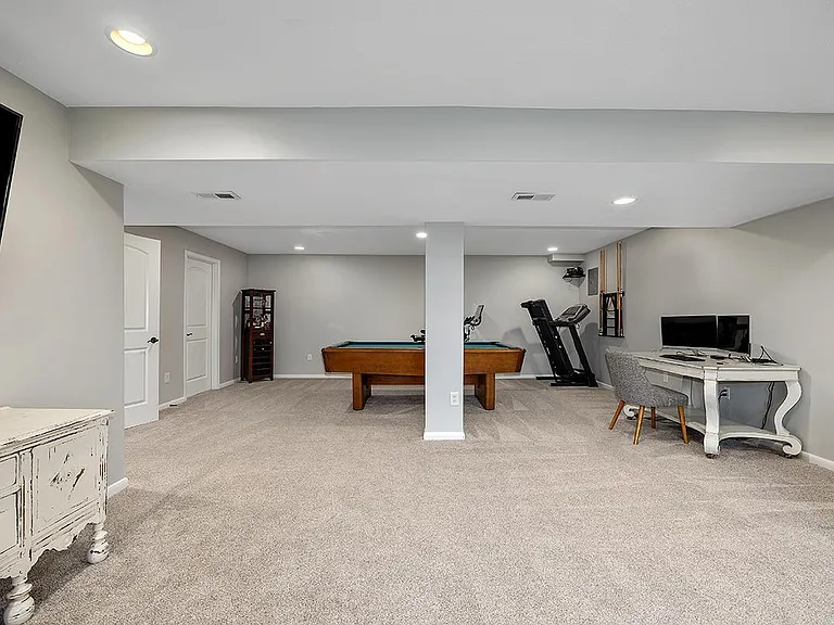 316 Edgewood Dr — Photo 12