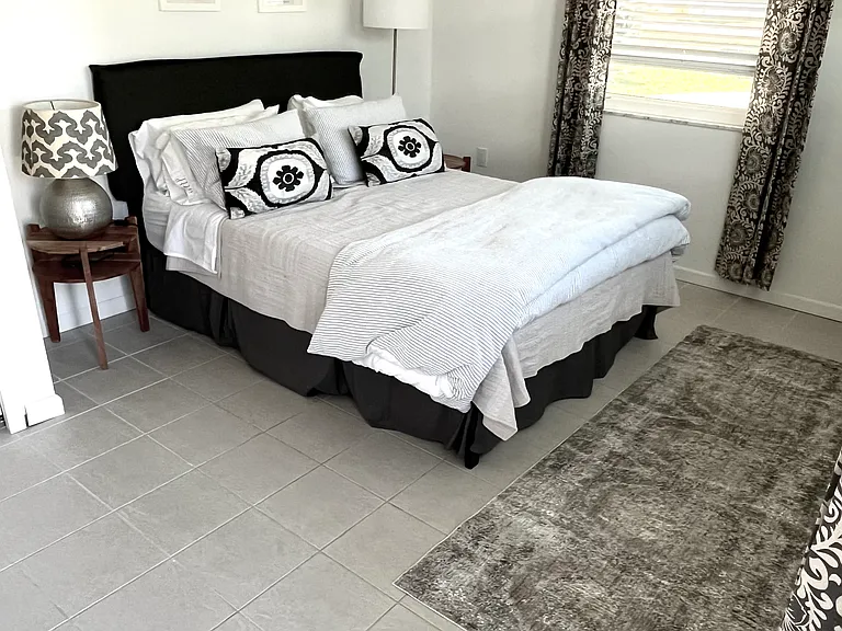 1159 Holiday Ln — Photo 12