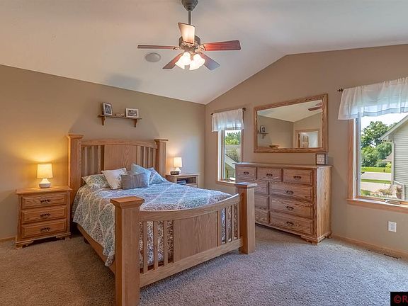 5th image of 606 Colodoro Ln