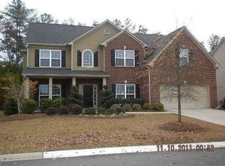 430 Crestmont Ln, Holly Springs, GA