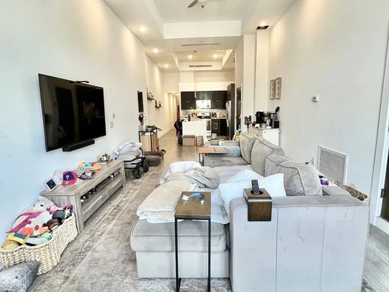 958 Shackamaxon St #O1 — Photo 2