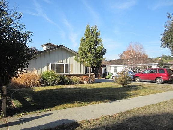 2nd image of 1665 El Dorado Ave