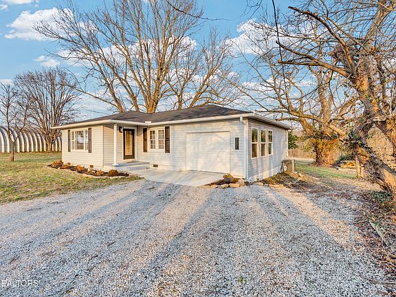 4th image of 251 Country View Rd