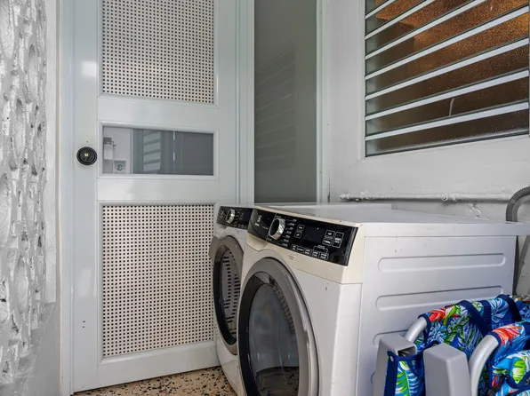 (undisclosed Address), San Juan, PR 00907