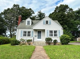 20 Falknor Dr, Manchester, CT 06040