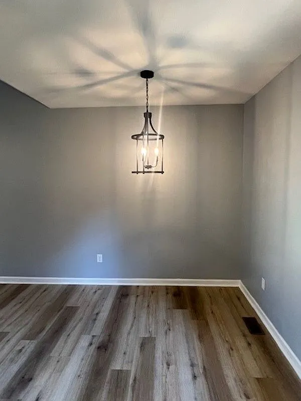 121 Mountain View Avenue - 1 — Photo 3
