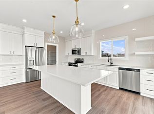 1320 NW Yorktown Dr, Waukee, IA 50263
