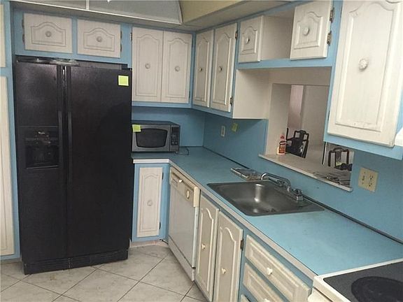 3rd image of 4151 NW 41st St APT 401