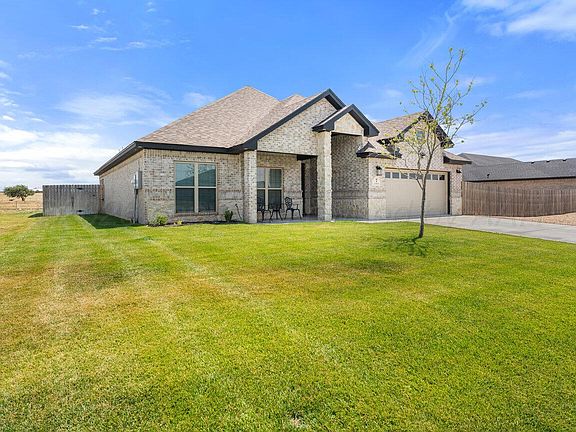 3rd image of 7 Catherine Ln