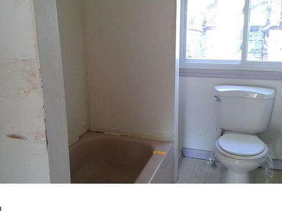 2nd image of 703 Cornell Ave