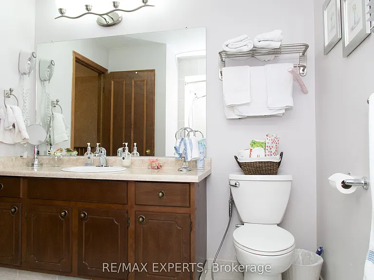196 Shannon Pl — Photo 12