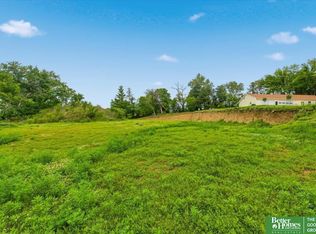 2516 E Chandler Rd, Bellevue, NE 68005