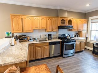 10 F St UNIT 10, Boston, MA 02127