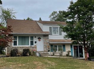 712 Abbey Ln, Lansdale, PA 19446