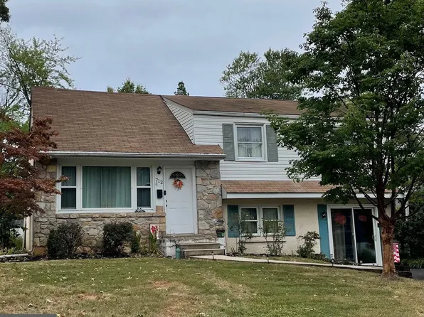 712 Abbey Ln, Lansdale, PA 19446