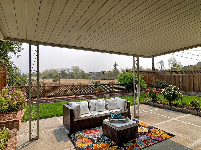 5778 Waltrip Ln — Photo 3