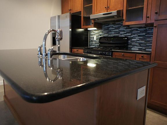 5th image of 750 N Pearl St #750