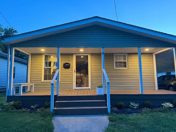 1103 S Hobson St, Harrisburg, IL 62946