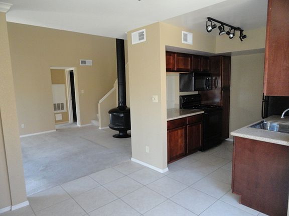 Kitchen & Living_07062020