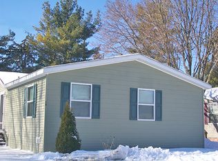 16 Carmell St, Belleville, MI