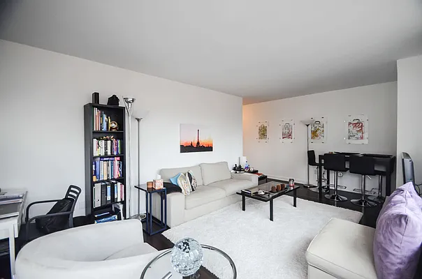 Rented by Compass | media 2