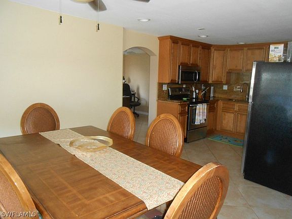 4th image of 2629 2nd St