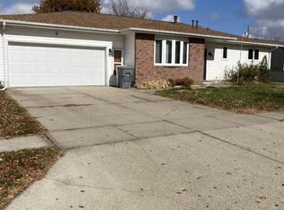 411 E Walnut Ave, Norfolk, NE 68701