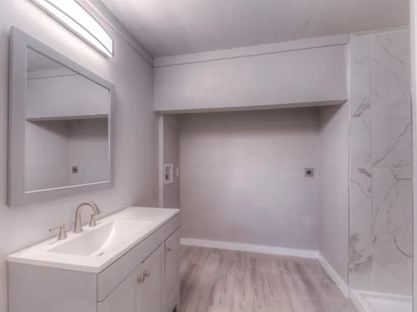 719 E 33rd St N, Tulsa, OK 74106