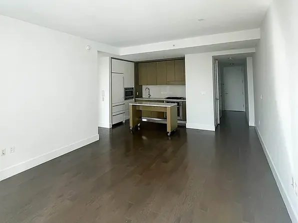 388 Bridge Street image 5 of 13