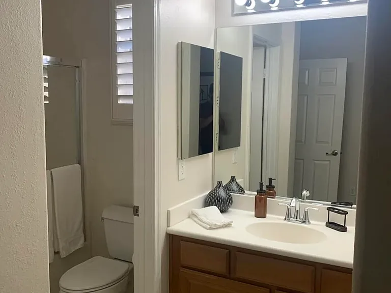 82154 Travolta Ave #82154 — Photo 15