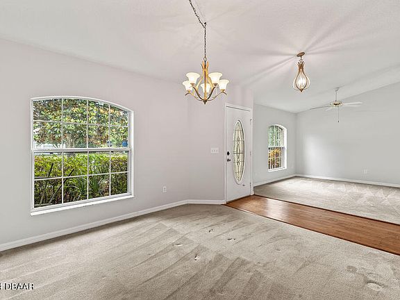 3rd image of 1402 Island Cove Dr
