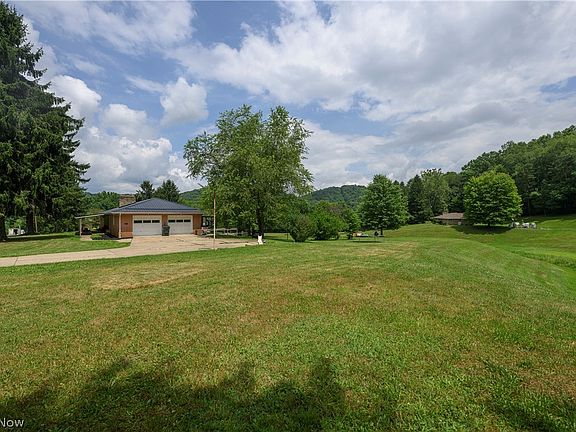 5th image of 6091 Mills Dr SE