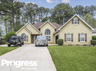 10 Mosswood Trl, Newnan, GA 30265