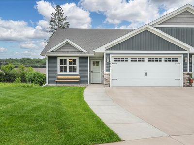 4835 Willow Place, Eau Claire, WI, 54703
