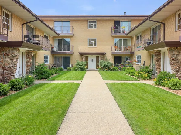 6126 S Kensington Ave APT D, Countryside, IL 60525