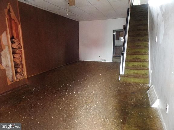 2nd image of 3460 Almond St