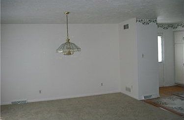 5th image of 135 Athens Dr