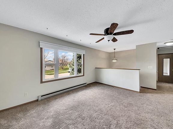 5th image of 3226 Hall St